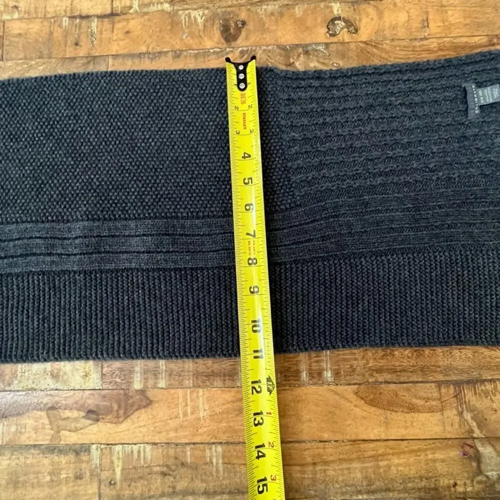 Calibrate One Size Gray Knitted Scarf Wool Blend